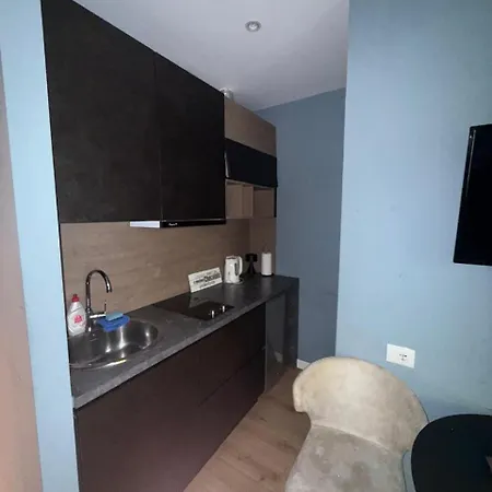 Sami Five Apartmán Tirana