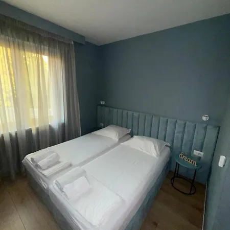 Apartmán Sami Five *