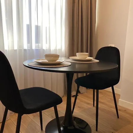 Sami Five Apartmán Tirana